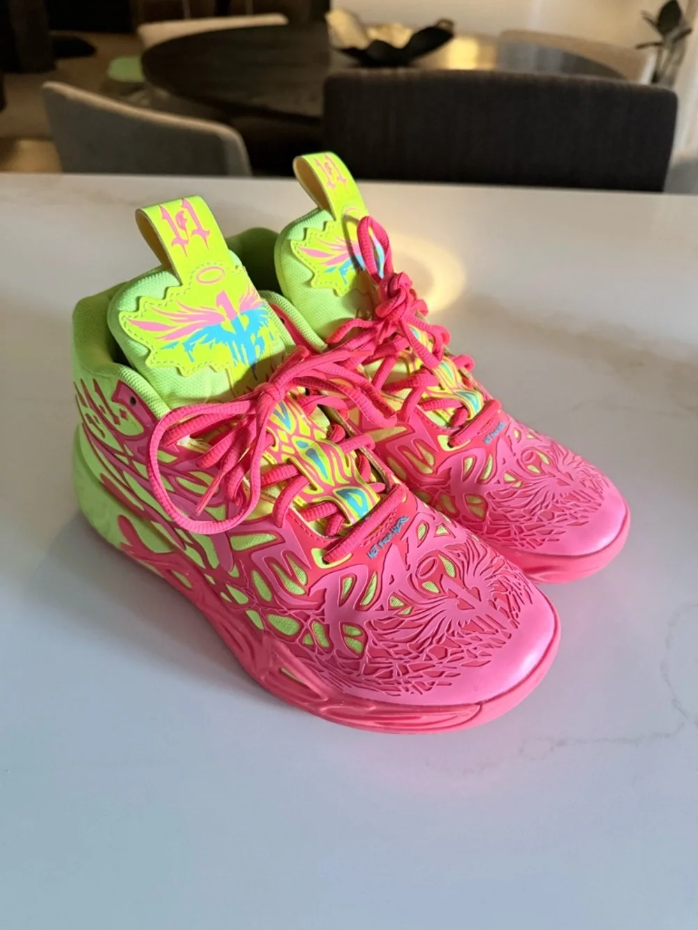PUMA x LaMelo Ball MB.04 '1Love' Basketball Shoes - Picture 2 of 6